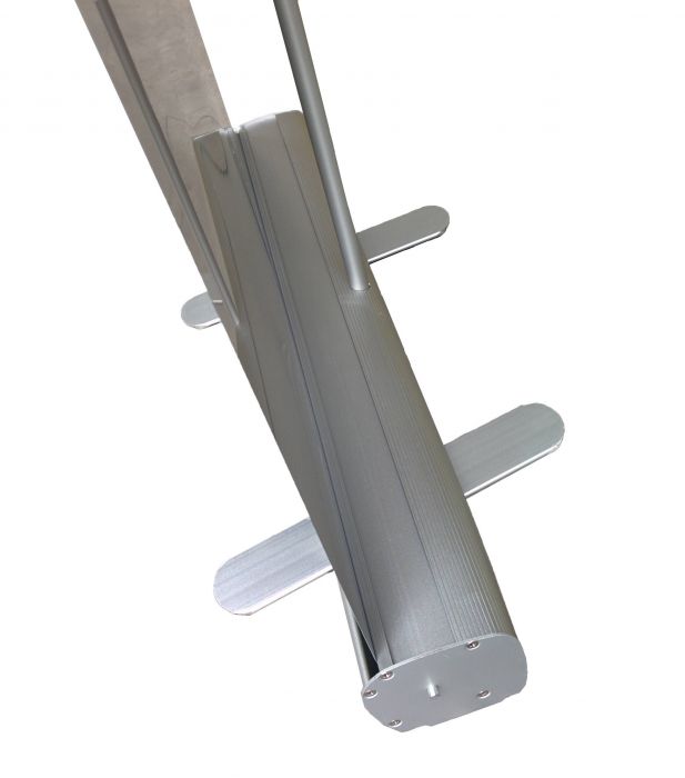 Retractable Stand